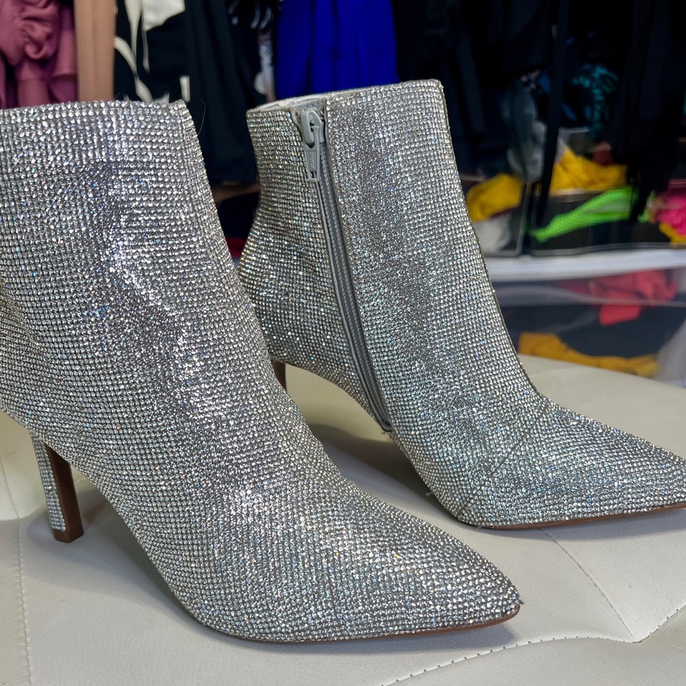 Elegant Silver Ankle Boots